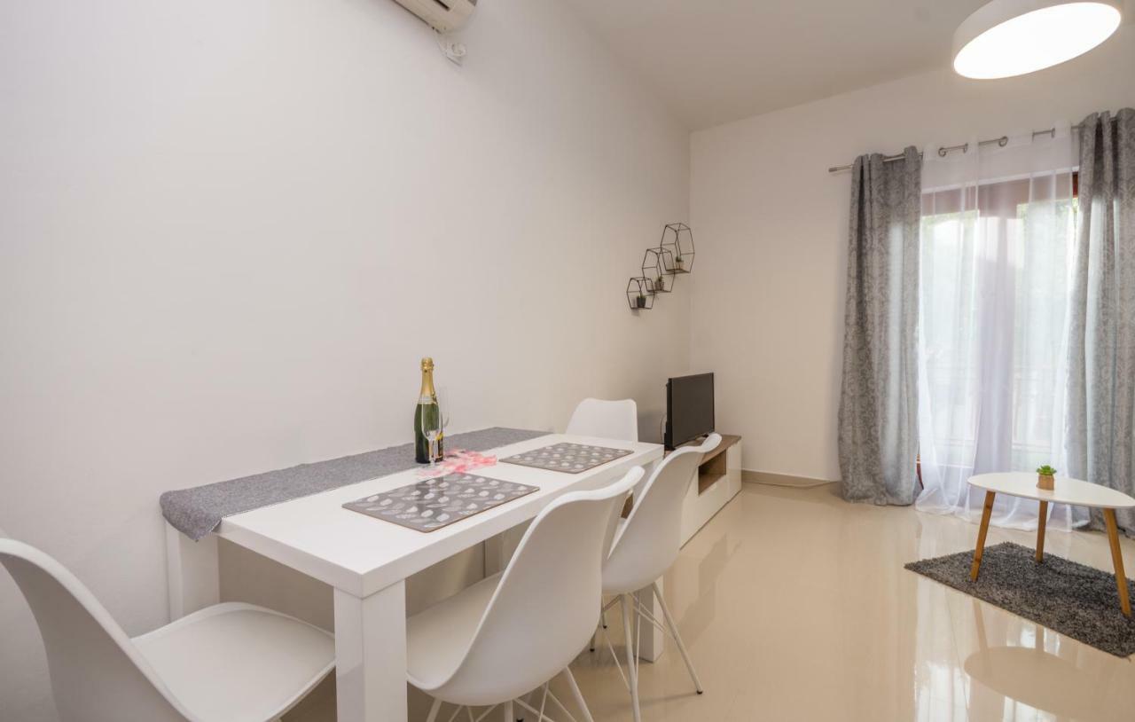 Apartments Kekel 比奥格勒·纳·莫鲁 外观 照片