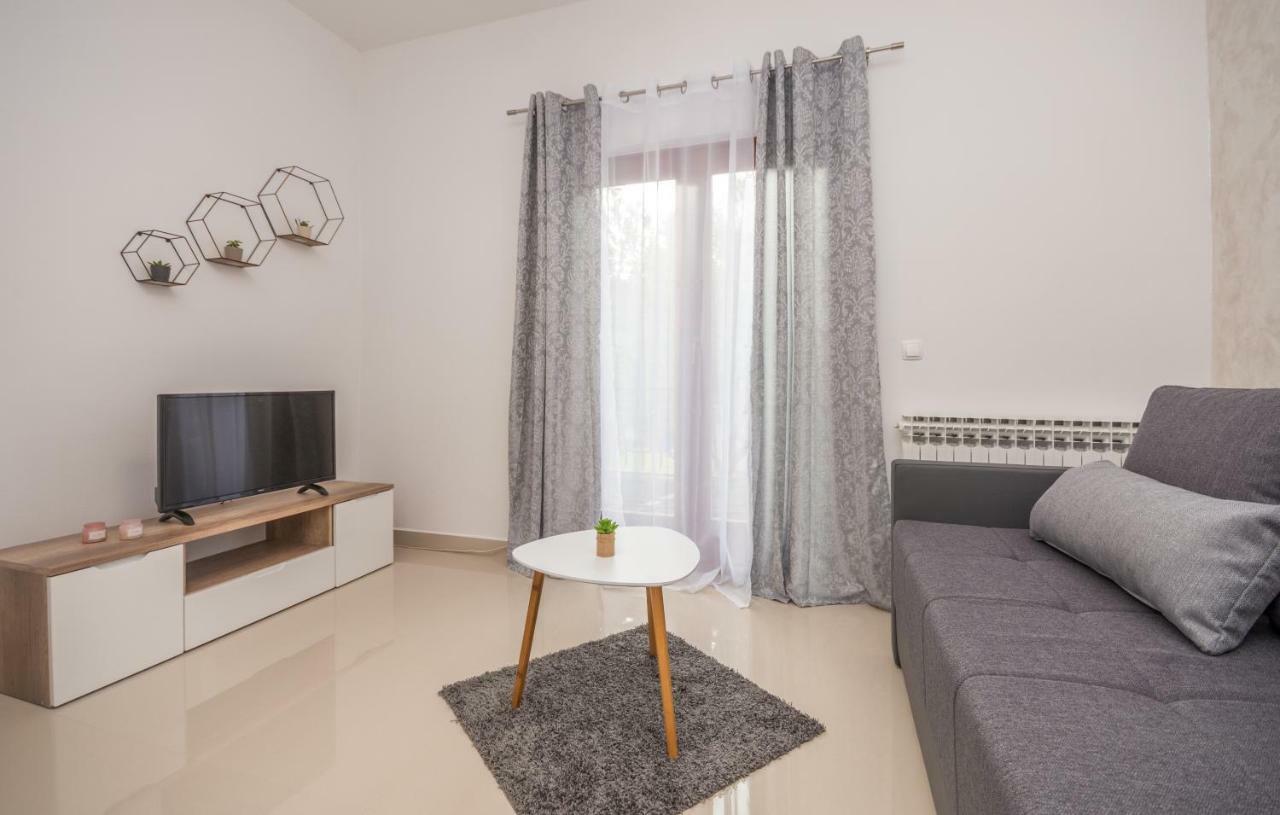 Apartments Kekel 比奥格勒·纳·莫鲁 外观 照片